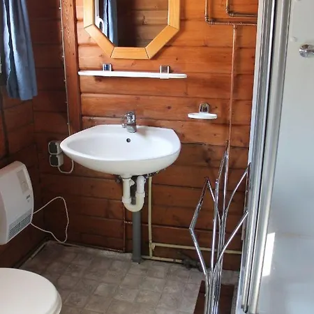 Haus-Seerobbe-Blockhaus-Im-Garten Feriehus